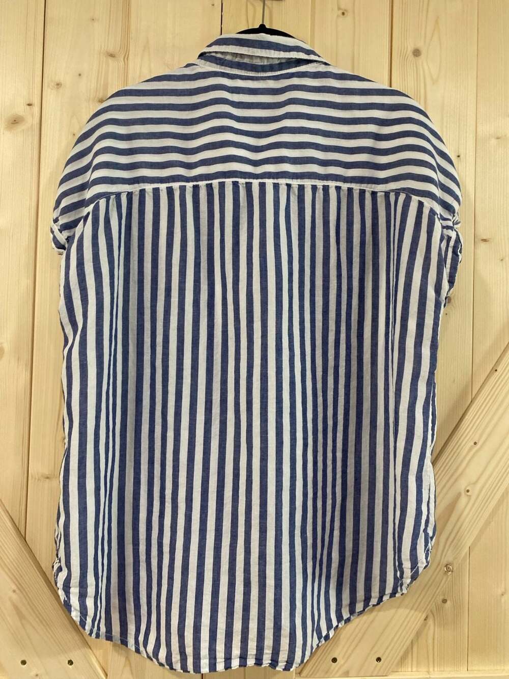 Lola River Women's Blue and White Striped Short Sleeve Button-Down Shirt size La - Picture 6 of 8
